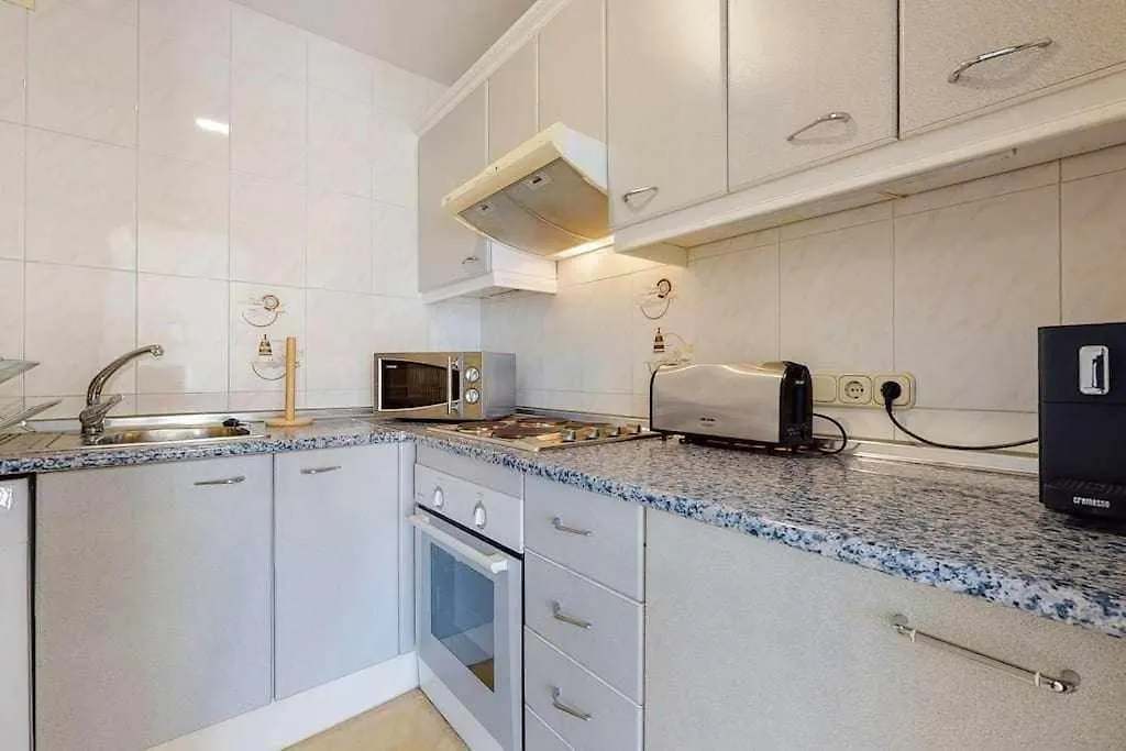GOLFÛT - Acogedor apartamento en resort con piscina junto al campo de golf Fuengirola