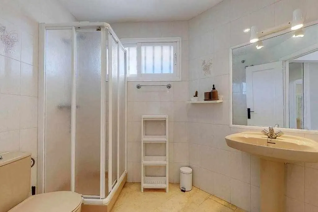 GOLFÛT - Acogedor apartamento en resort con piscina junto al campo de golf Fuengirola